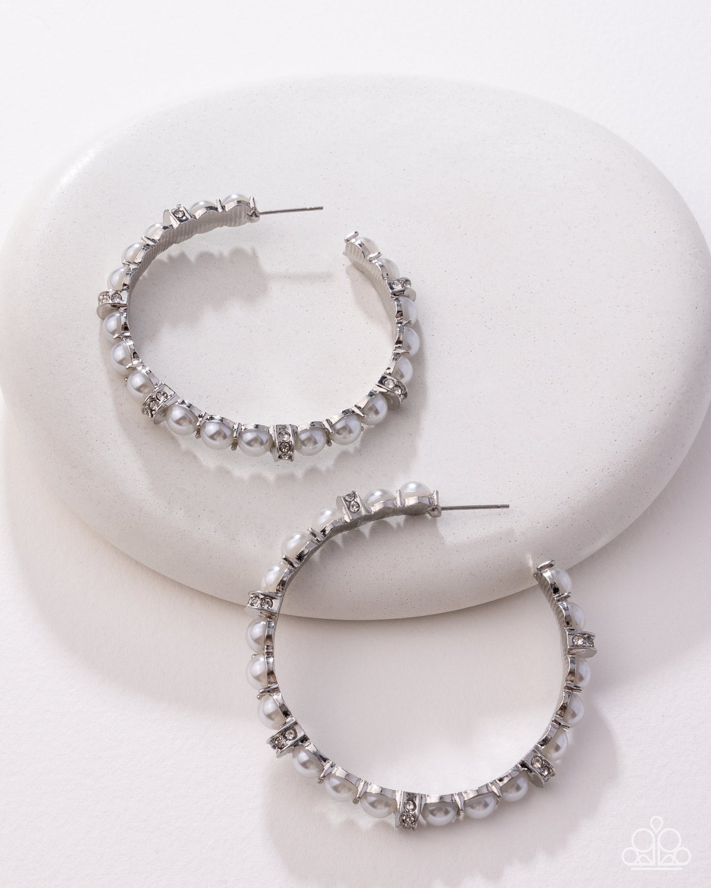 Paparazzi Classical Ballet - White