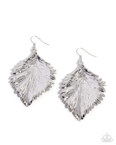 Paparazzi Feathered Flair - Silver