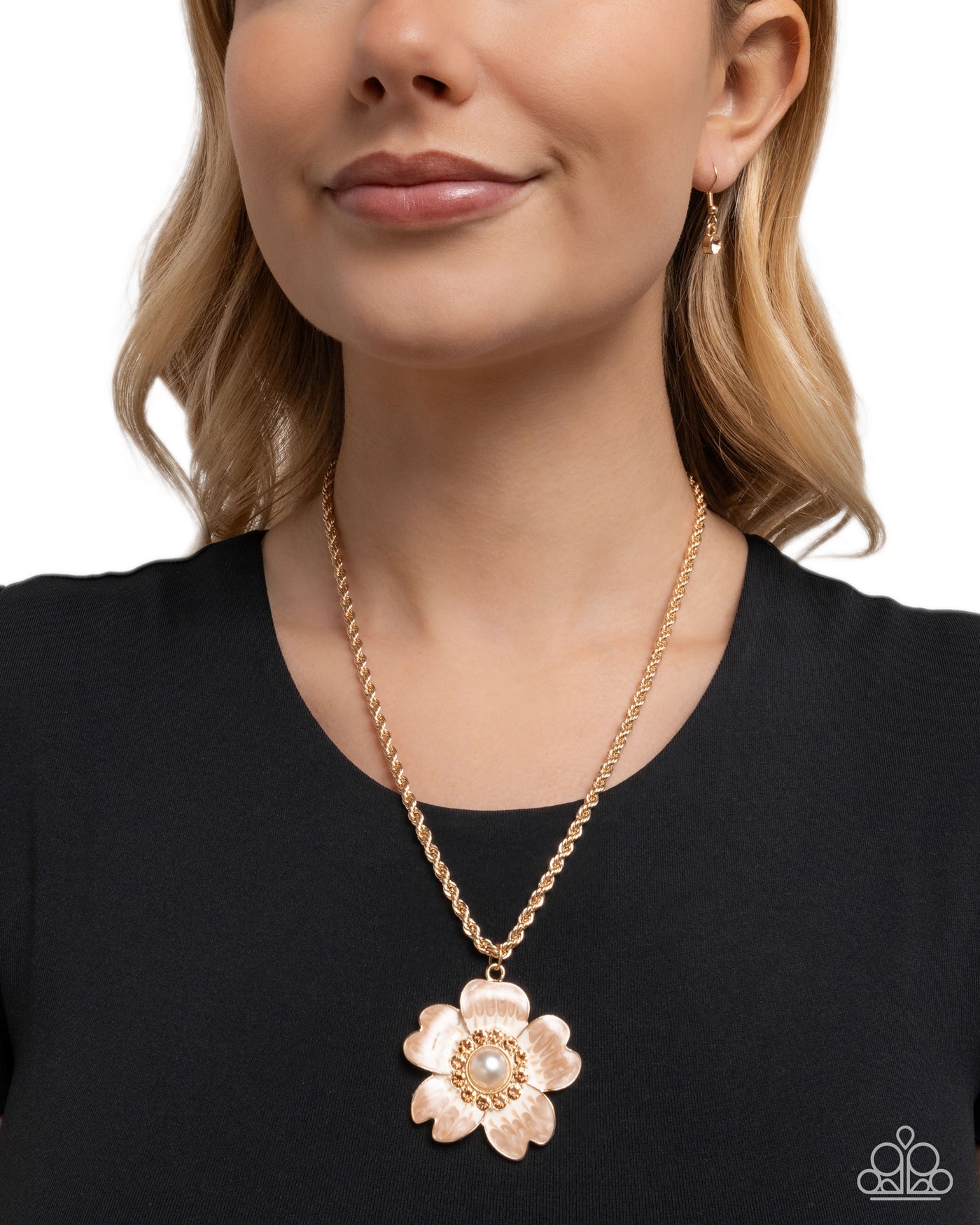 Paparazzi Perennial Pendant - Brown