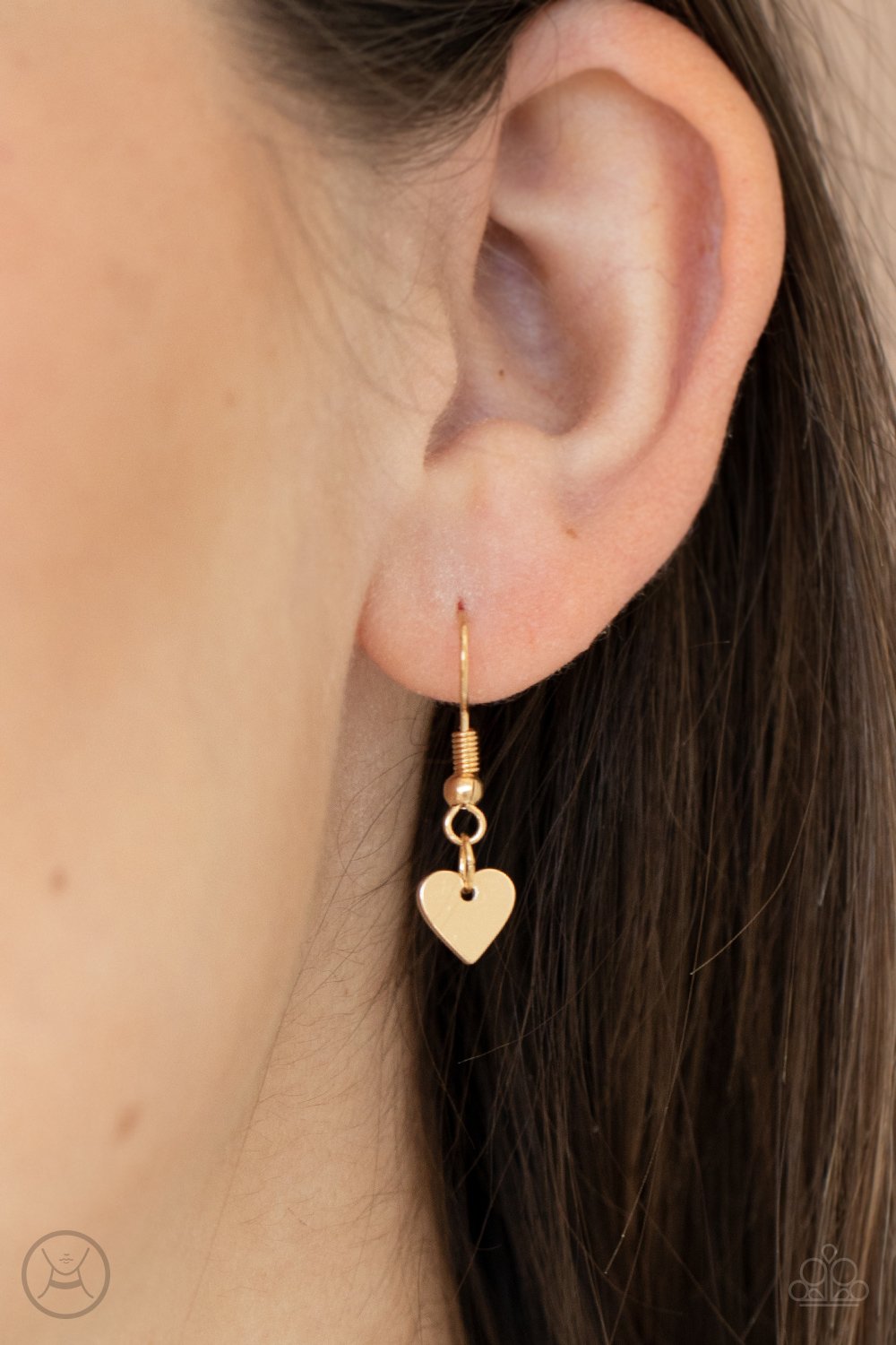 Paparazzi Love Conquers All Gold – Studio Bling by Glam With Mack